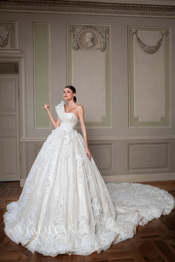 Vladiyan - 2560 | White Canvas Bridal